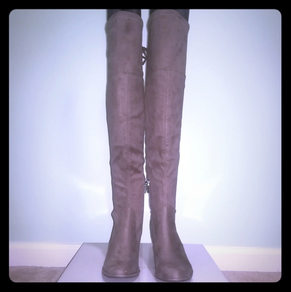 Marc Fisher Shoes - Marc Fisher (MFLOCKET) over the knee boots